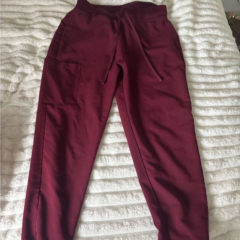 Mandala 11 Pocket Joggers Wine